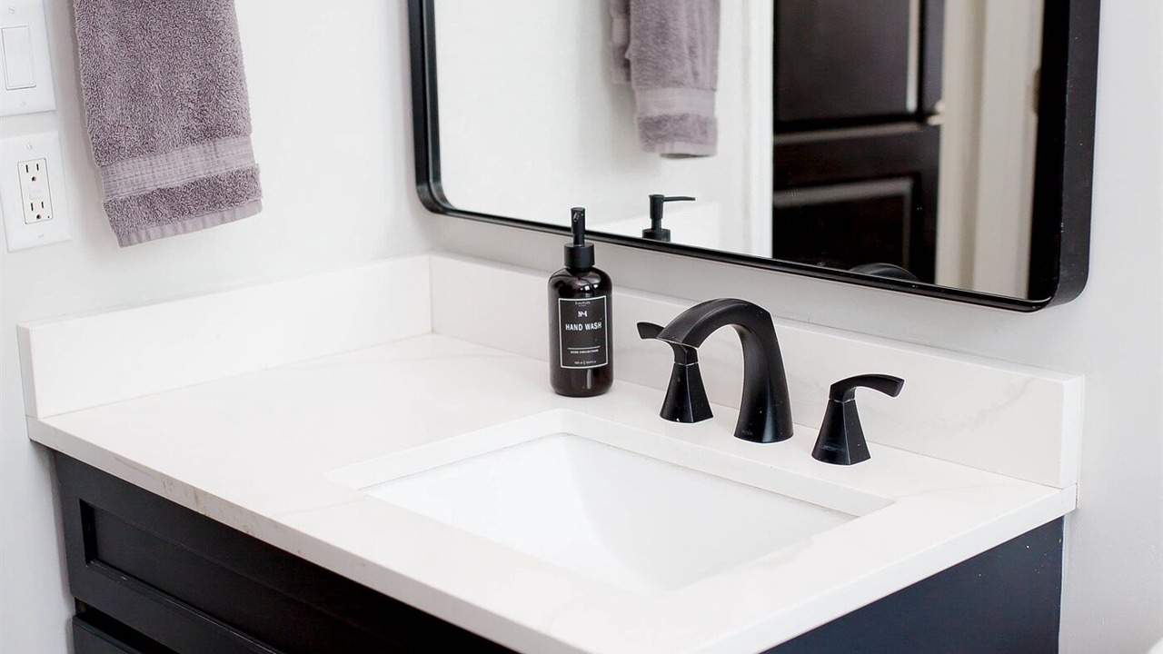 Photo of Bathroom in Sailboat Bend