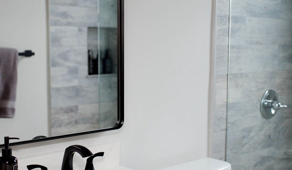 Photo of Bathroom in Sailboat Bend
