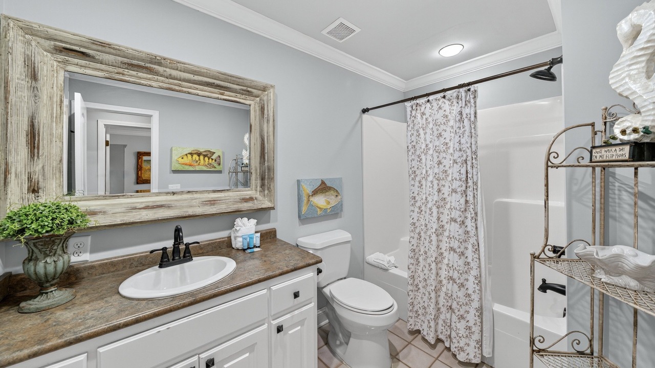 Photo of Bathroom in Laguna Beach Estates