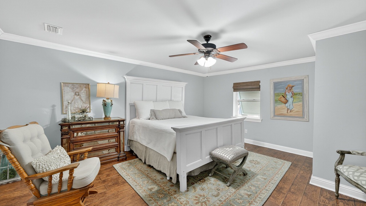 Photo of Bedroom in Laguna Beach Estates