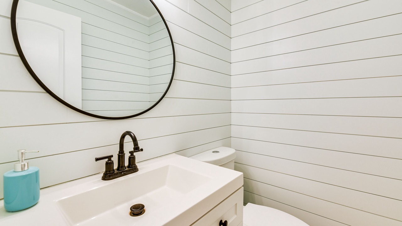 Photo of Bathroom in Niceville