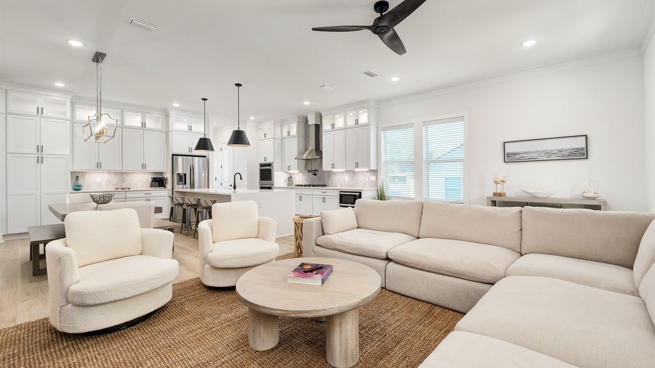 Photo of Livingroom in Gulfview Heights