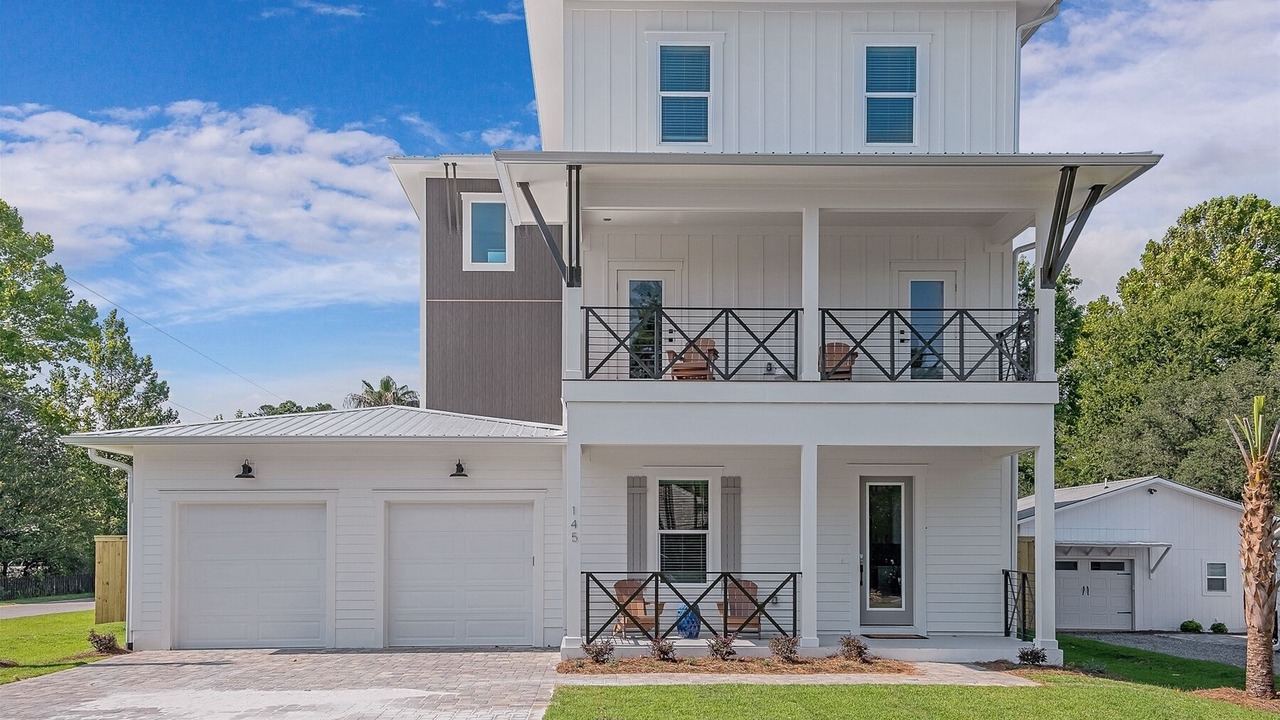 Photo of Outdoor in Gulfview Heights