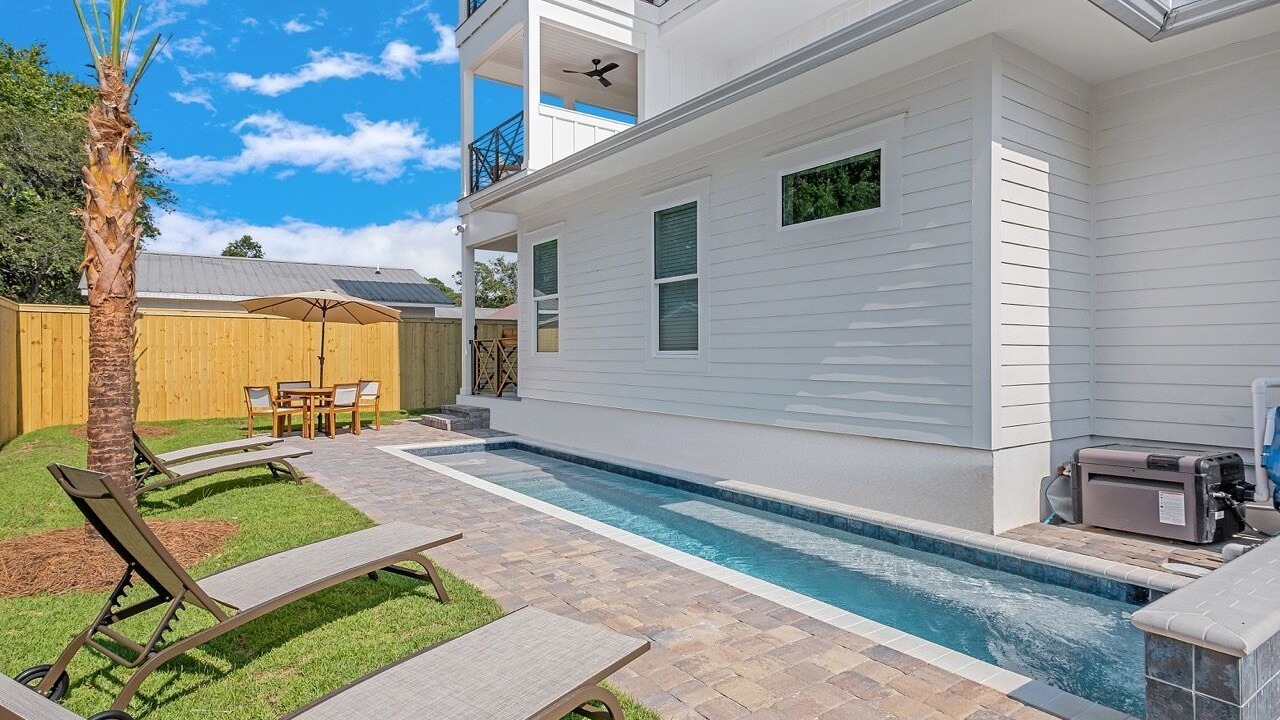 Photo of Outdoor in Gulfview Heights