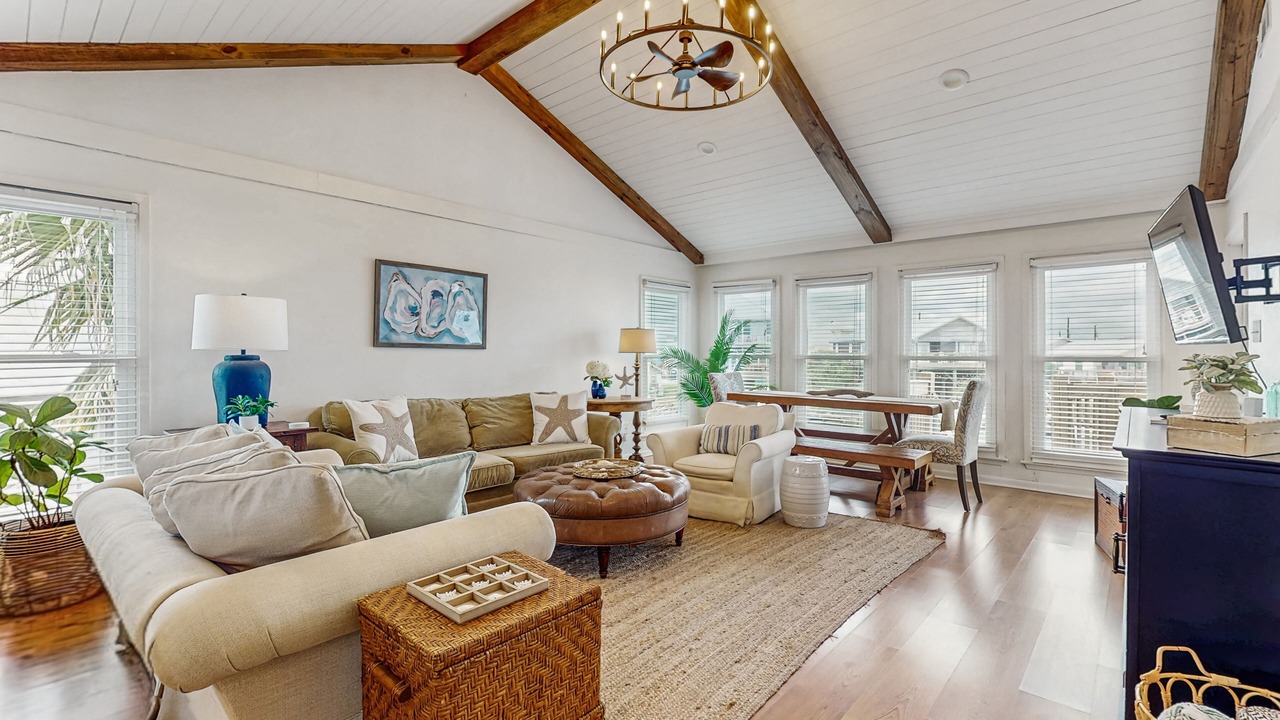 Photo of Livingroom in Royal Lagoons