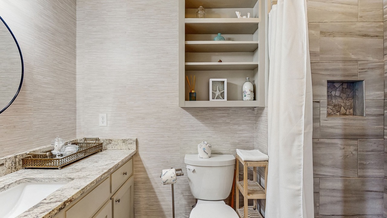 Photo of Bathroom in Royal Lagoons