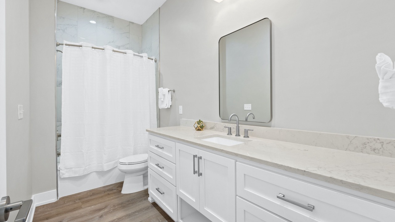 Photo of Bathroom in Laguna Beach