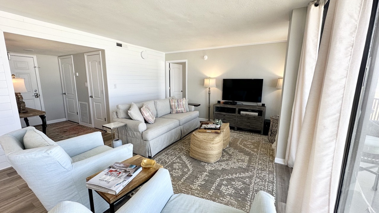 Photo of Livingroom in Miramar Beach