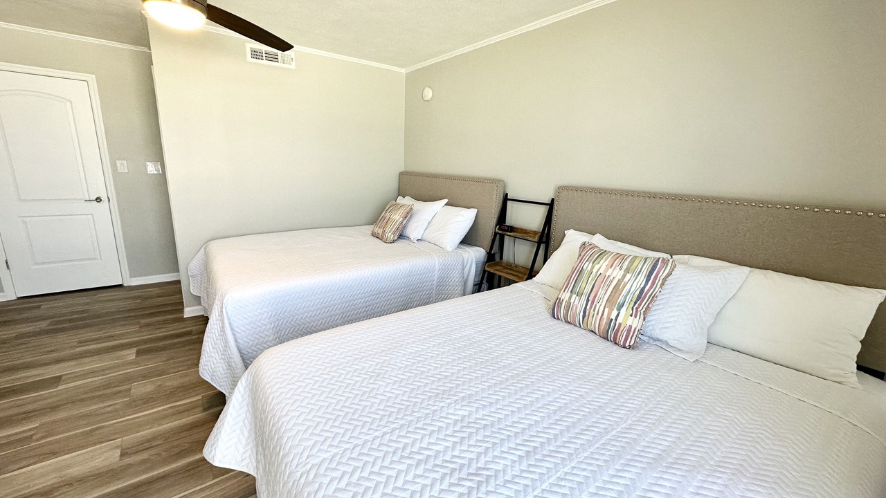 Photo of Bedroom in Miramar Beach