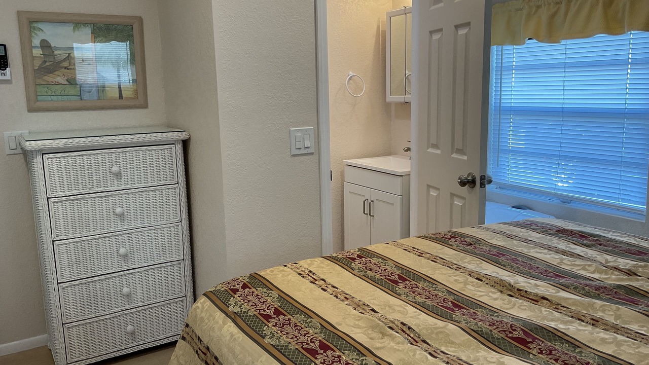 Photo of Bedroom in Bradenton Beach