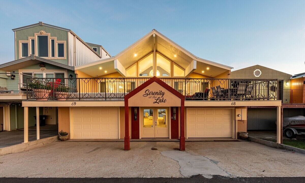 Photo of Outdoor in West End