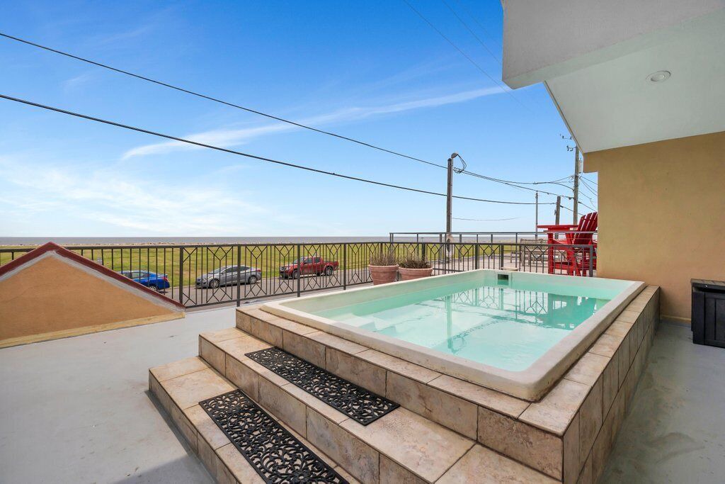 Photo of Patio Balcony in West End