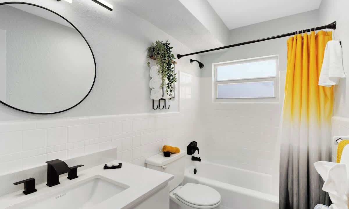 Photo of Bathroom in Indian Harbour Beach