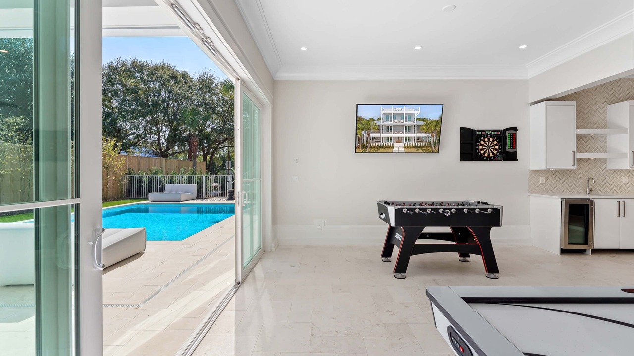 Photo of Outdoor in Gulfview Heights