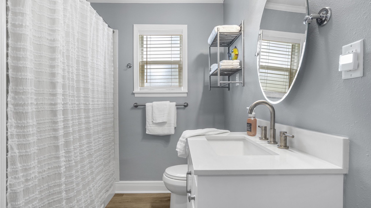 Photo of Bathroom in Bay St Louis