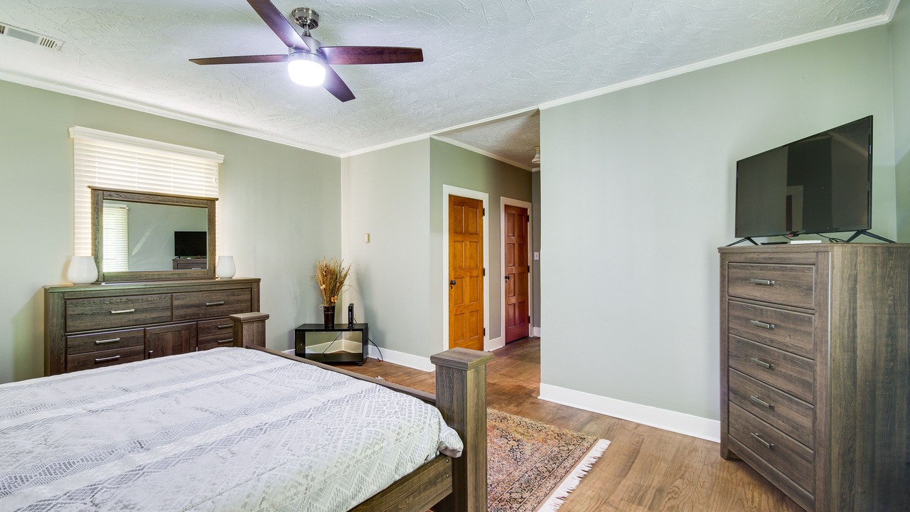 Photo of Bedroom in Jackson