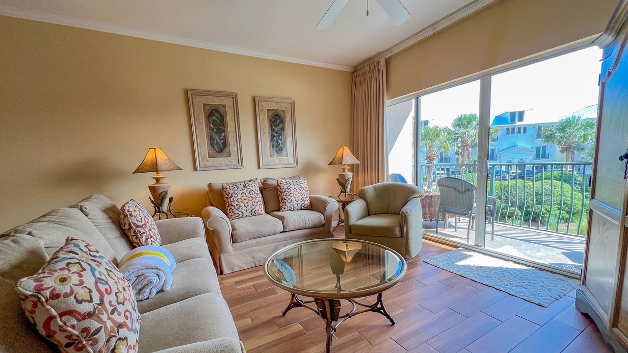 Photo of Livingroom in Frangista Beach
