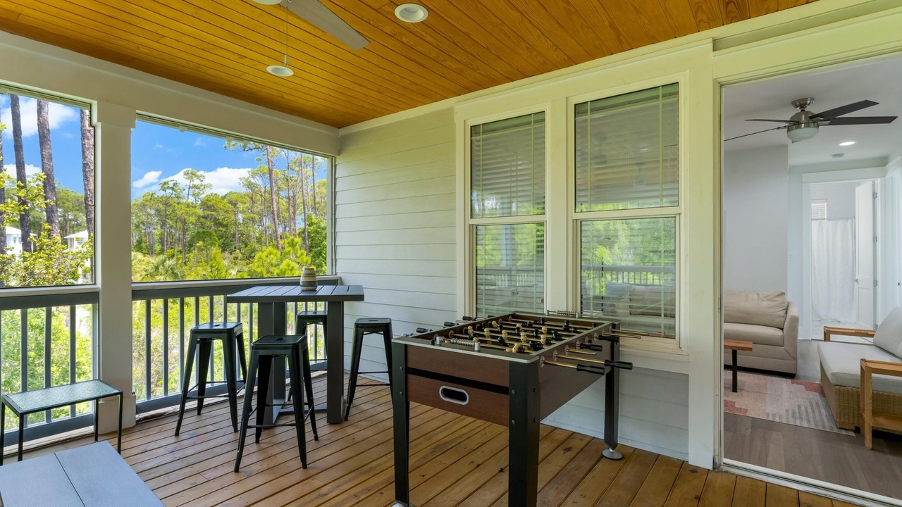 Photo of Outdoor in Treetop