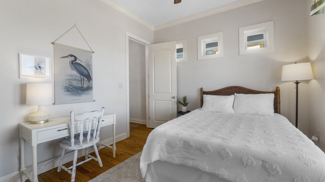 Photo of Bedroom in Crescent Beach