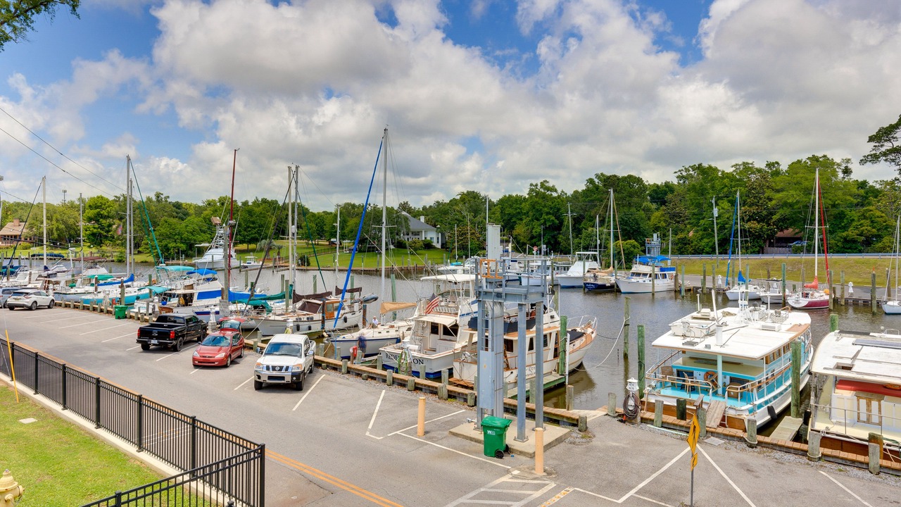 Photo of Others in Biloxi