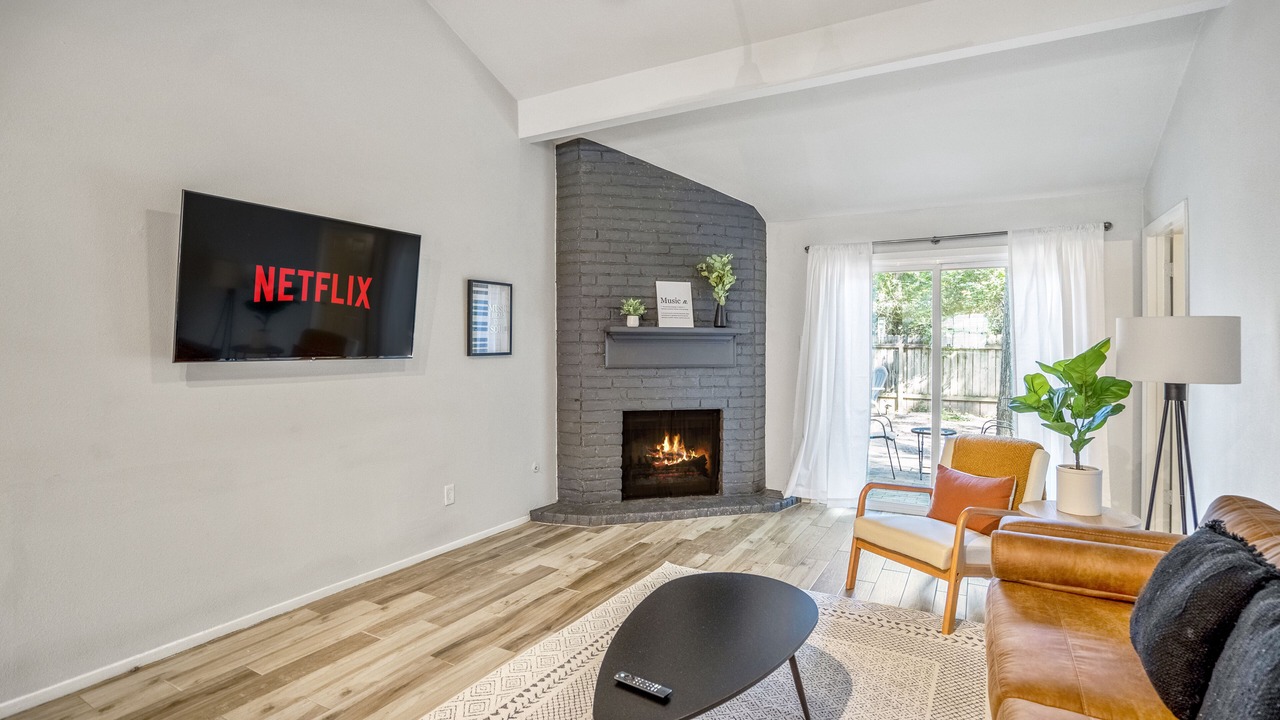 Photo of Livingroom in Panther Creek