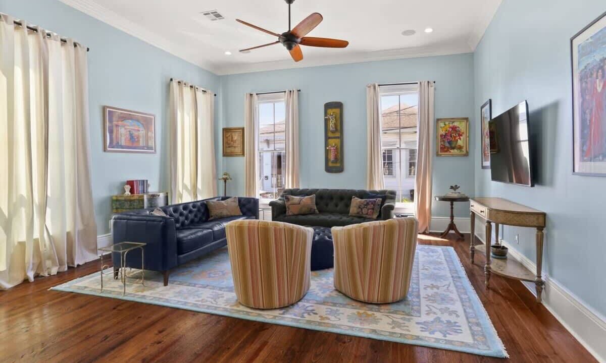 Photo of Livingroom in South 7th Ward