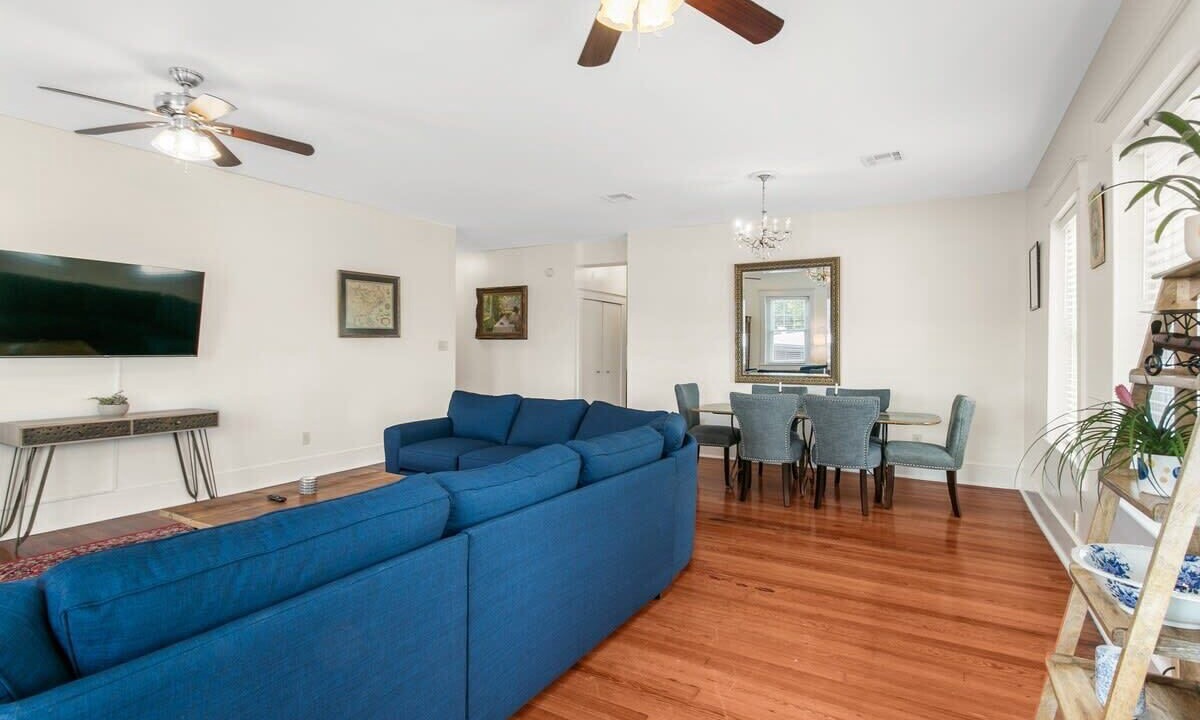Photo of Bedroom in Lower Garden District