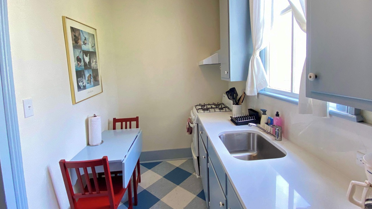 Photo of Kitchen in Esplanade Ridge