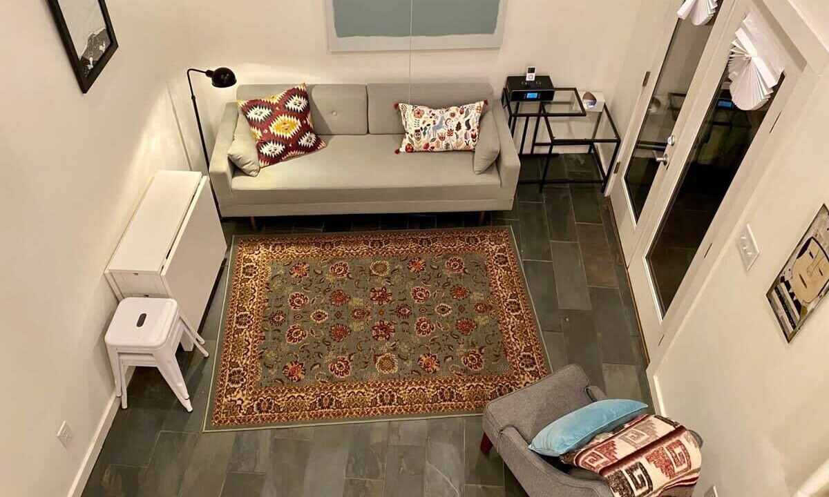 Photo of Livingroom in Esplanade Ridge