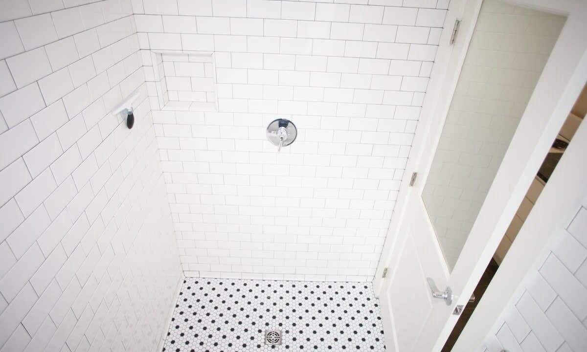 Photo of Bathroom in Esplanade Ridge