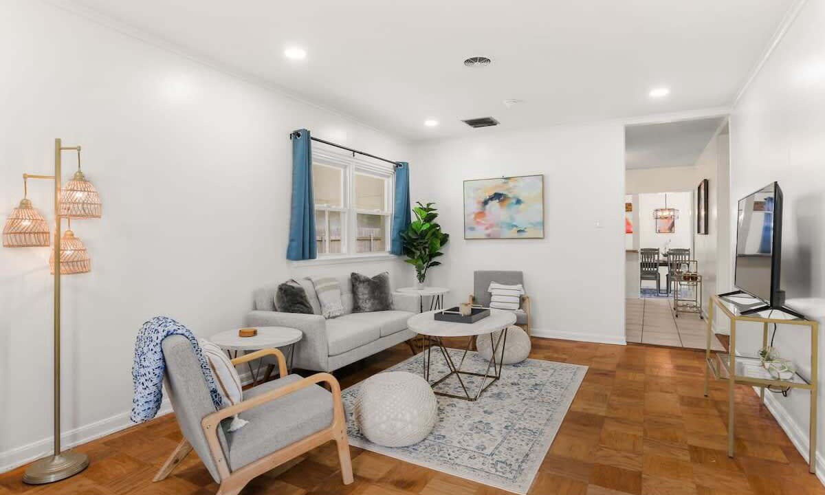 Photo of Livingroom in Kenner - Louis Armstrong International Airport