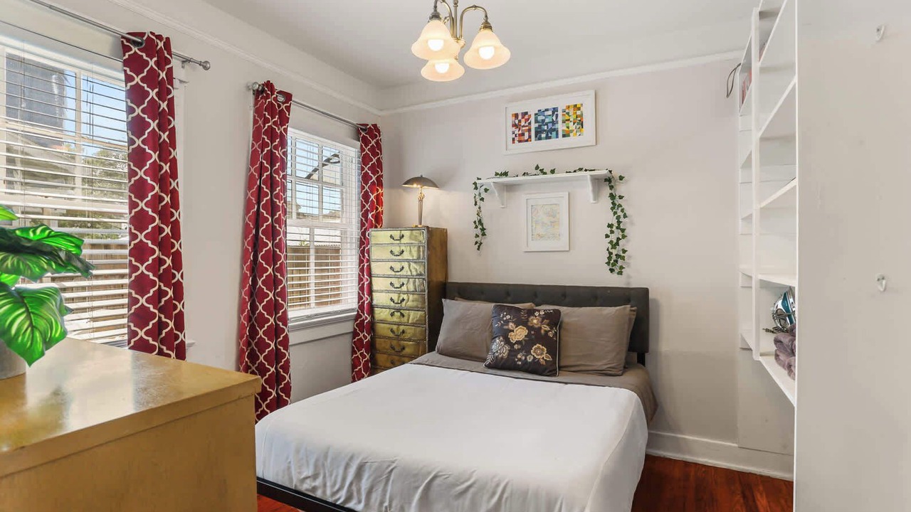 Photo of Bedroom in Marlyville - Fontainebleau