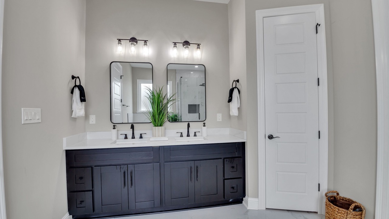 Photo of Bathroom in Chalmette