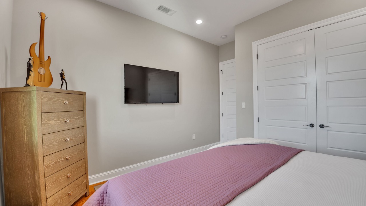 Photo of Bedroom in Chalmette