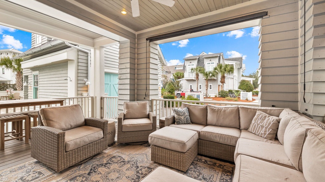 Photo of Livingroom in WaterSound Beach