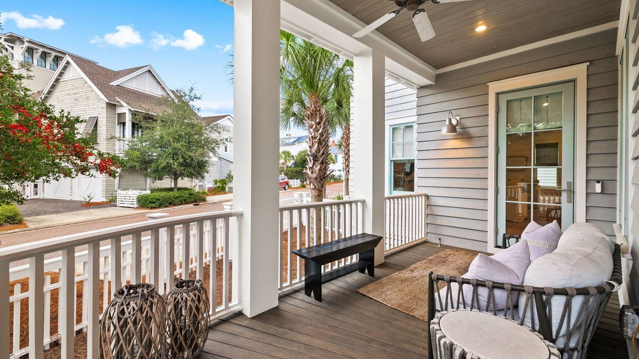 Photo of Patio Balcony in WaterSound Beach