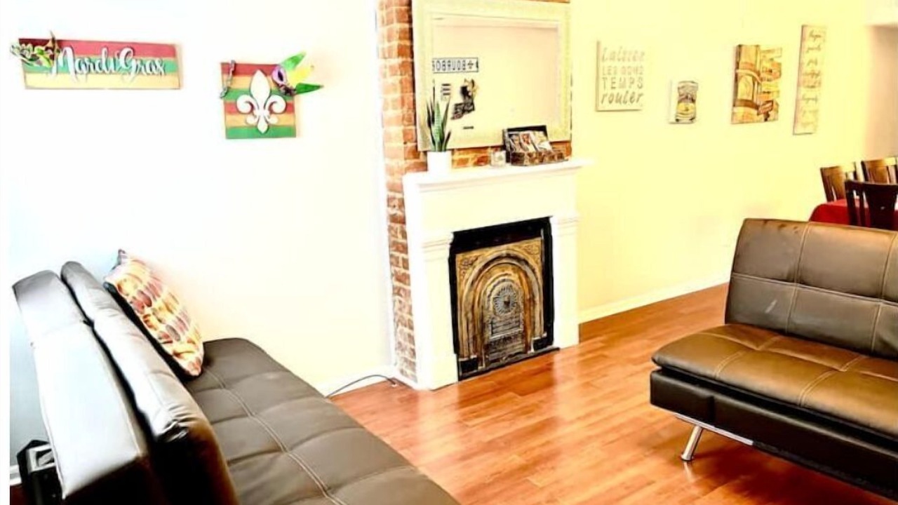 Photo of Livingroom in South 7th Ward