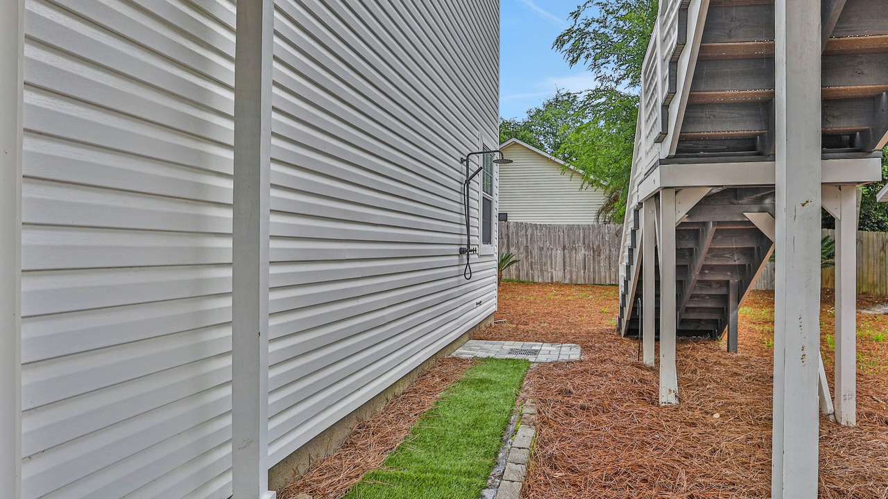 Photo of Outdoor in Gulfview Heights
