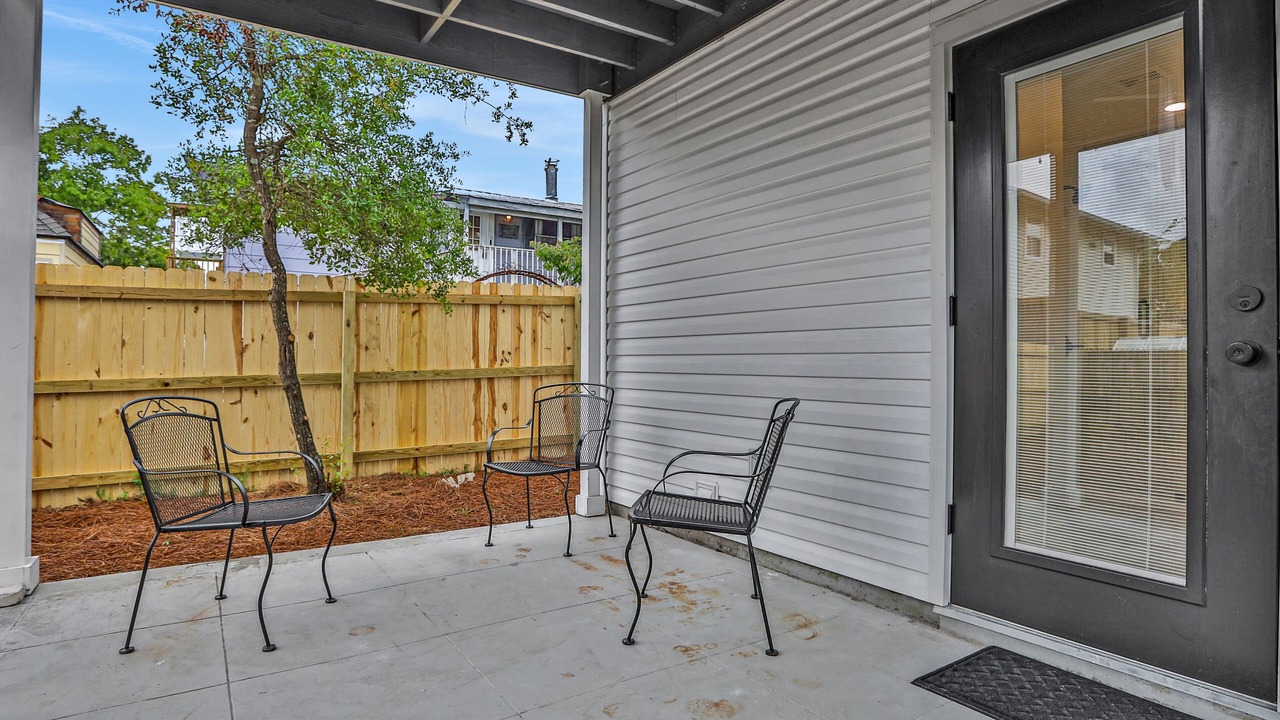 Photo of Patio Balcony in Gulfview Heights