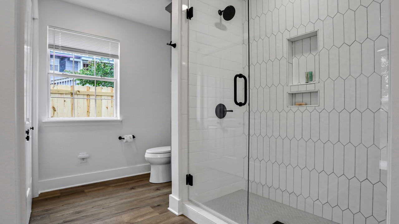 Photo of Bathroom in Gulfview Heights