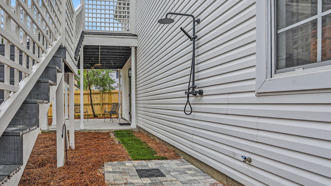 Photo of Outdoor in Gulfview Heights