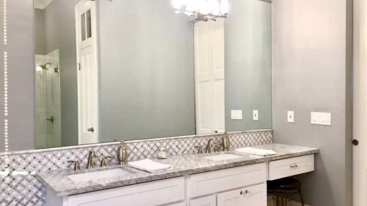 Photo of Bathroom in South 7th Ward