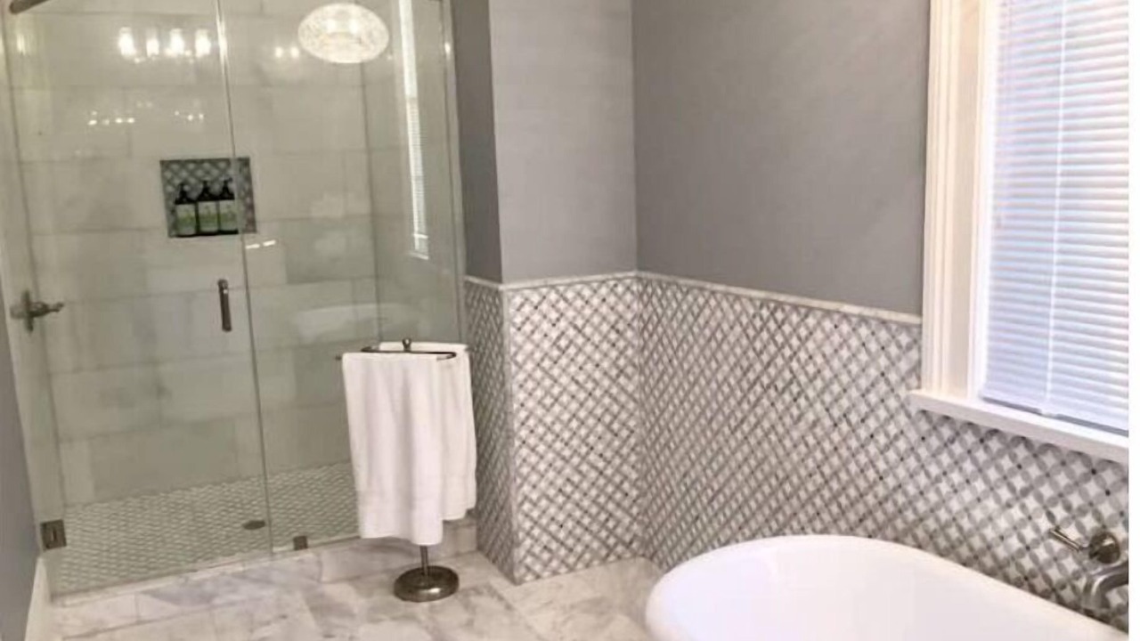 Photo of Bathroom in South 7th Ward