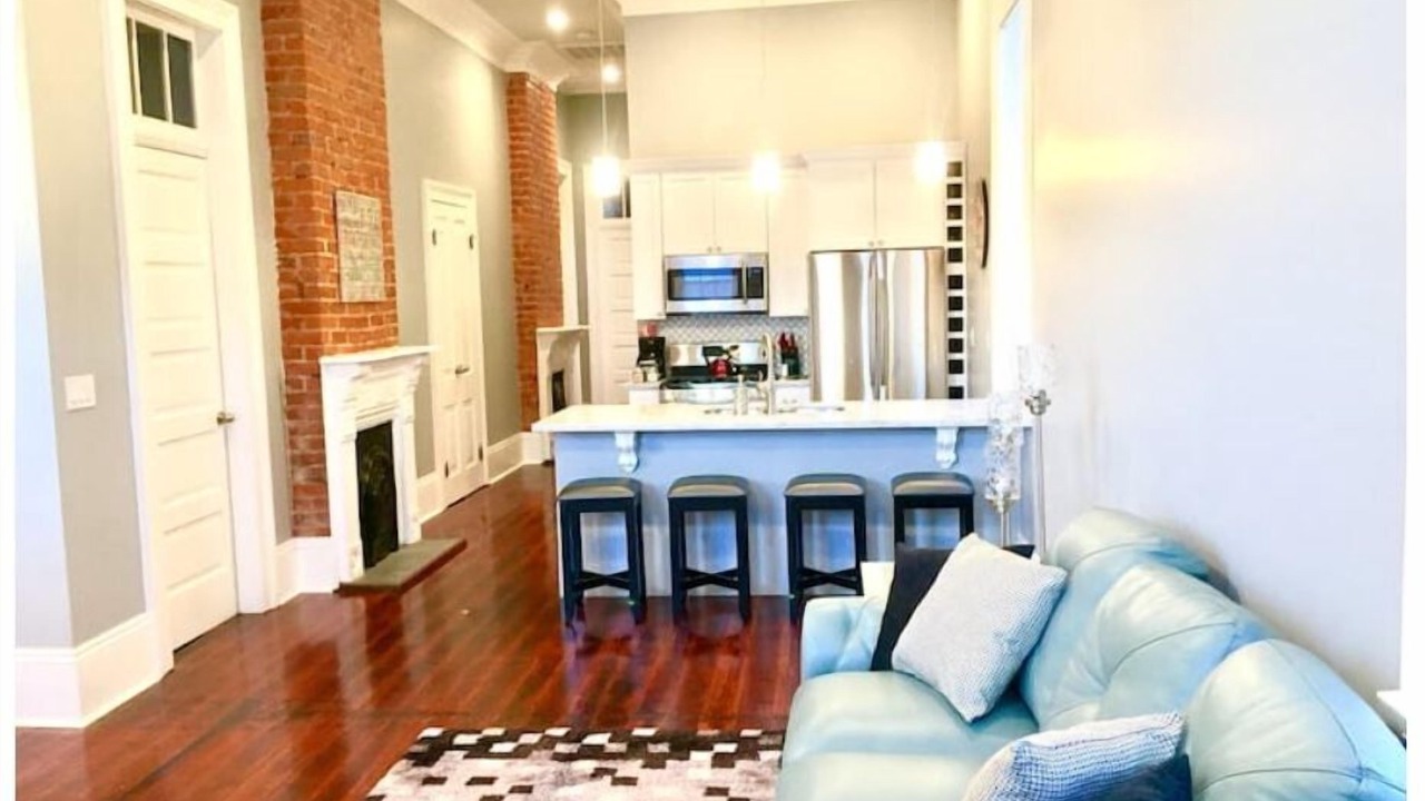 Photo of Livingroom in South 7th Ward