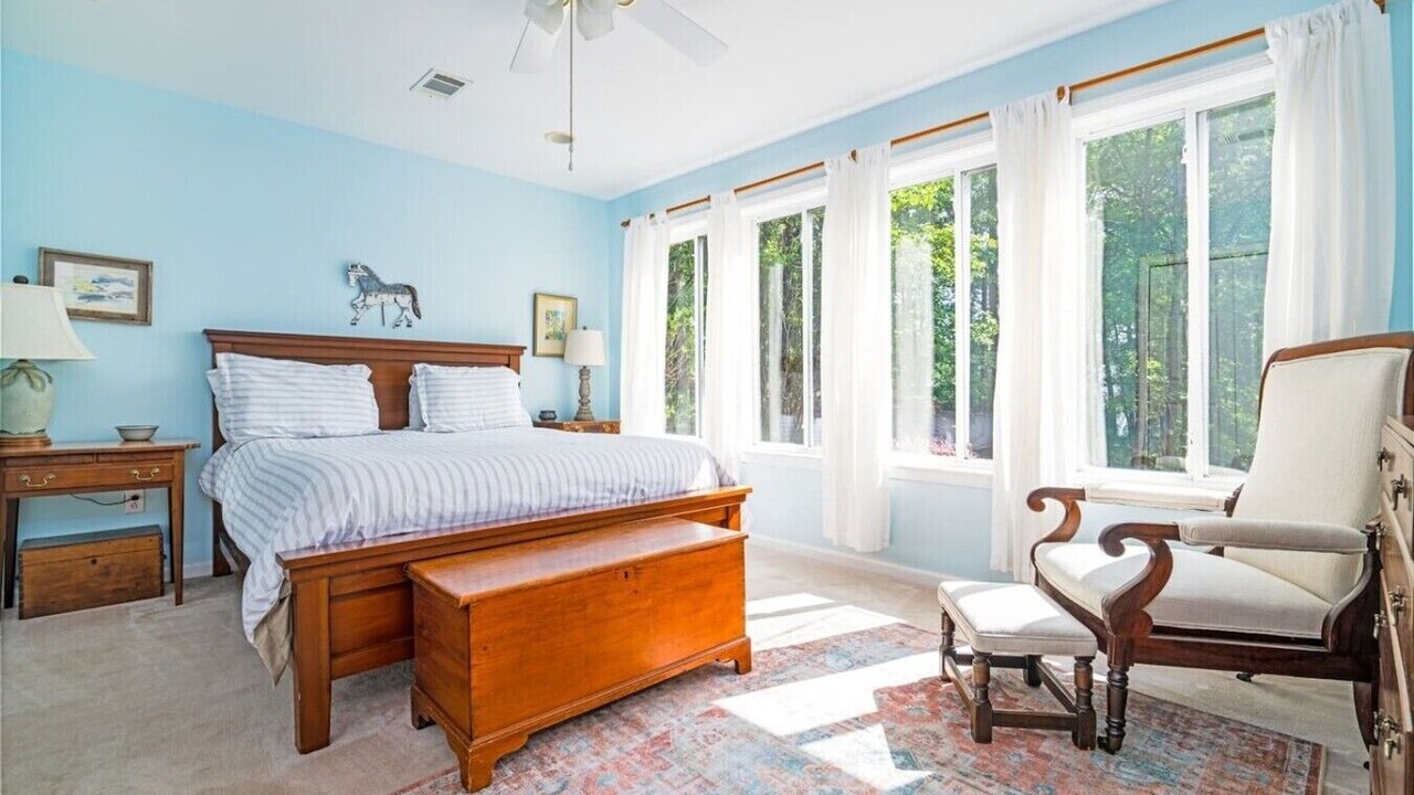 Photo of Bedroom in Pleasure Point