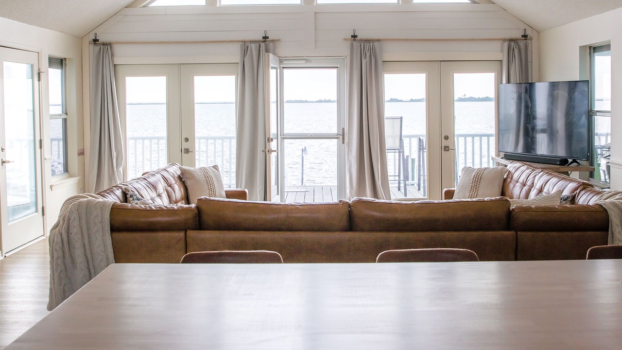 Photo of Livingroom in Pass Chateau Harbor