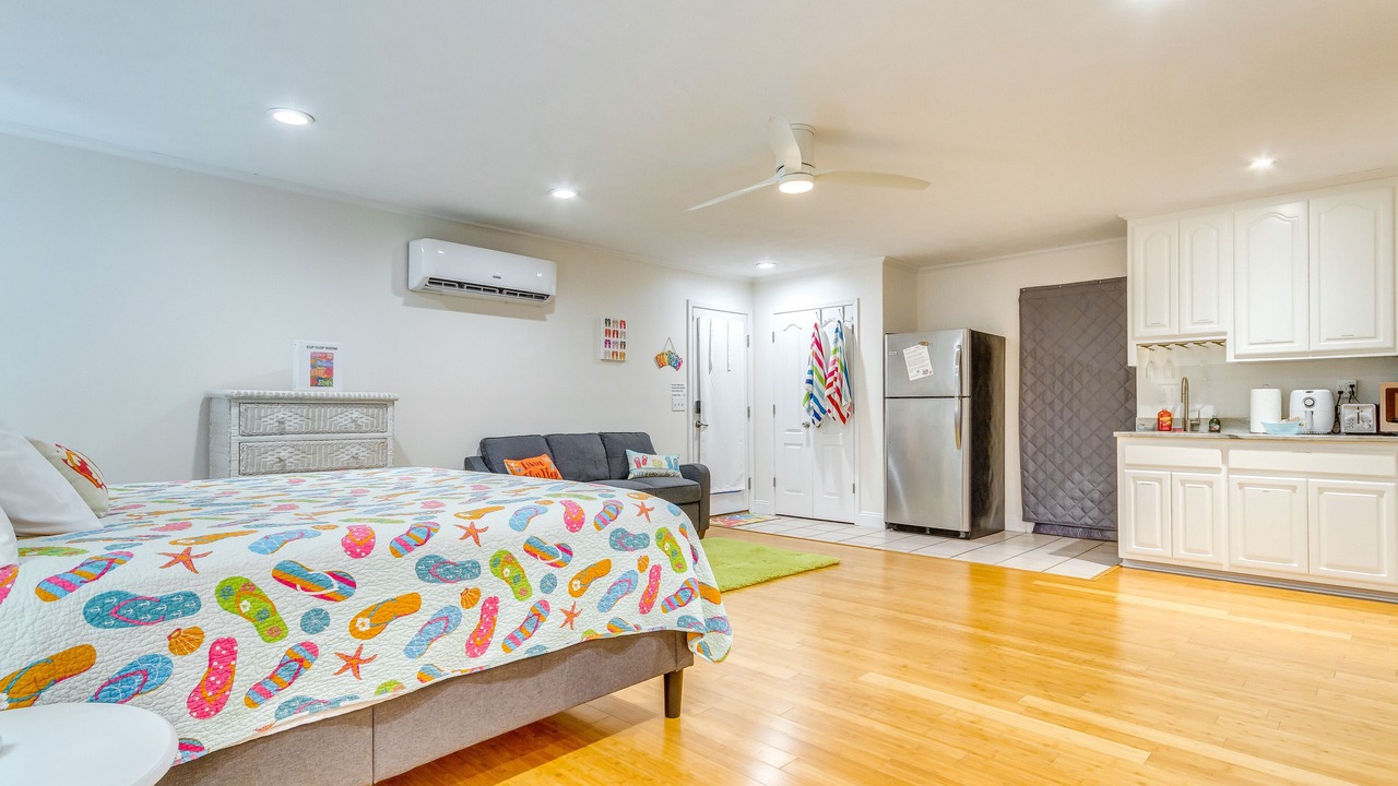 Photo of Bedroom in Gulf Breeze
