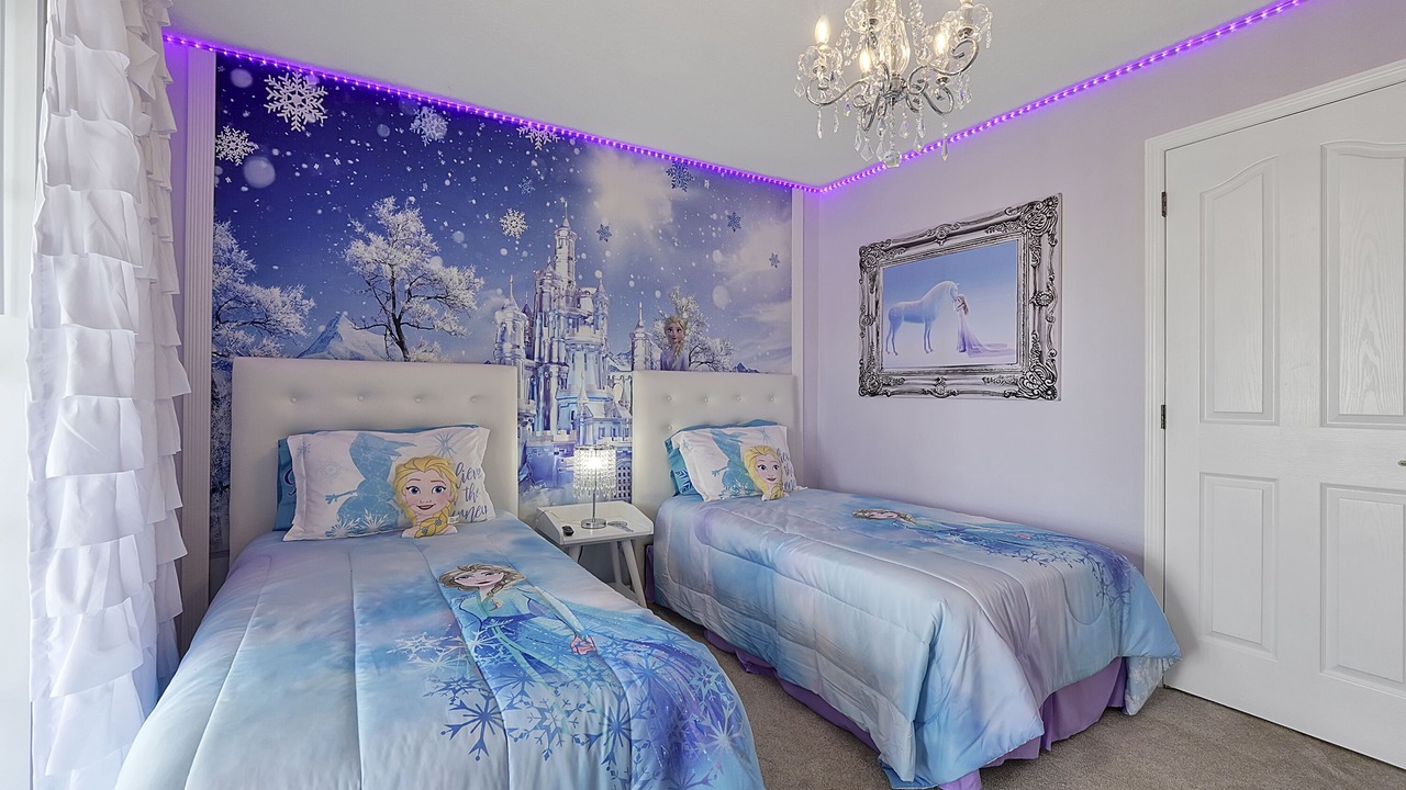 Photo of Bedroom in Hillcrest Estates