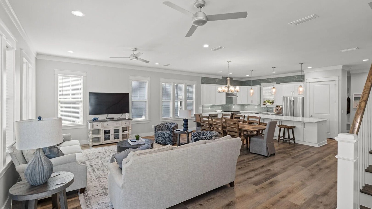 Photo of Livingroom in Lakeside at Blue Mountain Beach