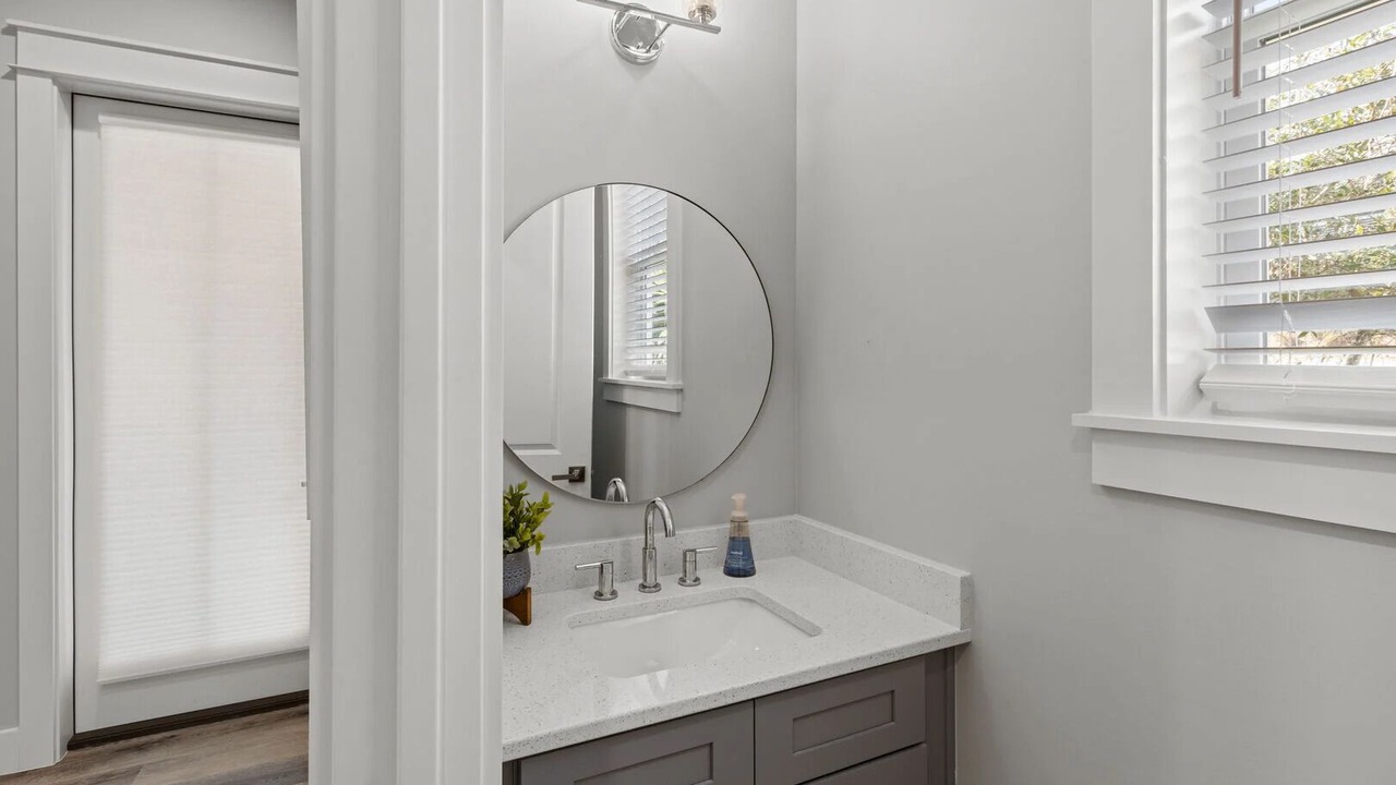Photo of Bathroom in Lakeside at Blue Mountain Beach